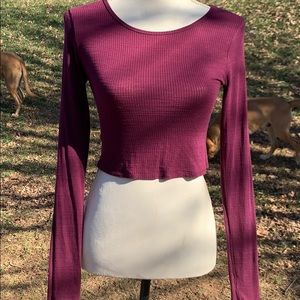Burgundy long sleeve crop top